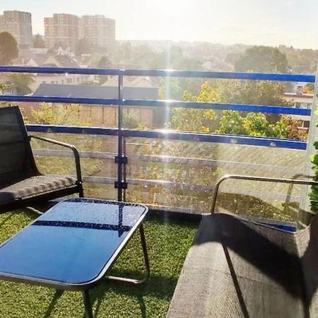 T4 Massy Tgv By Beds4Wanderlust - 80M2 Avec Terrasse Et Bureau - Proche Coulee Verte - Ideal Pro Ou Famille Экстерьер фото